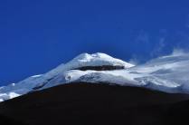 O vulcão Cotopaxi, o mais alto do mundo em atividade, no Equador